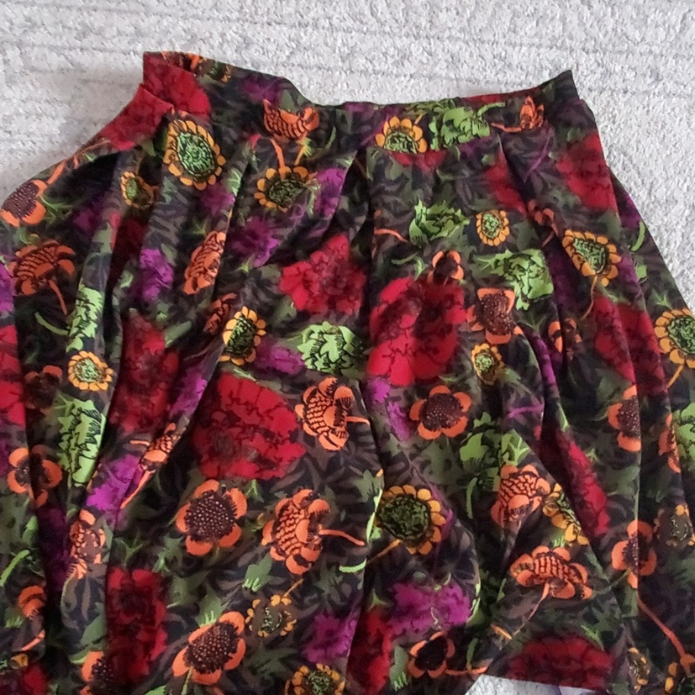 Lularoe multicolored flower skirt